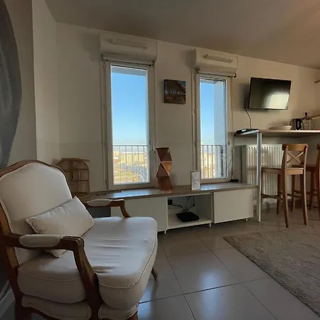 アパート Harmonieusement Amenage Avec Parking Et Terrasse Vers La Cite Du Vin *