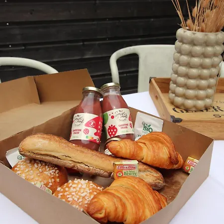 Harmonieusement Amenage Avec Parking Et Terrasse Vers La Cite Du Vin * ボルドー